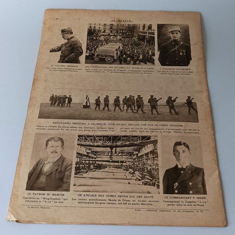 Czasopismo „Le Miroir” (20 Lutego 1916) – Gen. Gouraud, As Guynemer i Fabryka Skoda (Vintage) Tylna okładka czasopisma z 1916 roku ze zdjęciami asa lotnictwa Guynemera, zniszczonej fabryki broni Skody i pogrzebu ofiar Zeppelina.