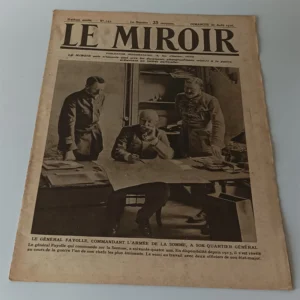 Okładka francuskiego magazynu Le Miroir z 20 sierpnia 1916 roku, generał Fayolle przy mapie w sztabie armii nad Sommą.