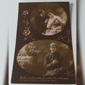 Stara pocztówka z 1917 roku przedstawiająca żołnierza francuskiego marzącego o powrocie do ukochanej.