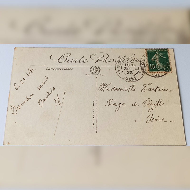 Kolorowa Pocztówka (1909 r.) – Marynarka Wojenna w Tulonie (Toulon) Tył zabytkowej pocztówki z zielonym znaczkiem, datą 21.1.09 i adresem do Vizille we Francji.